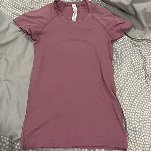 Lululemon Dusty Rose Swiftly Tech 2.0 Women's Purple Short Sleeve Top